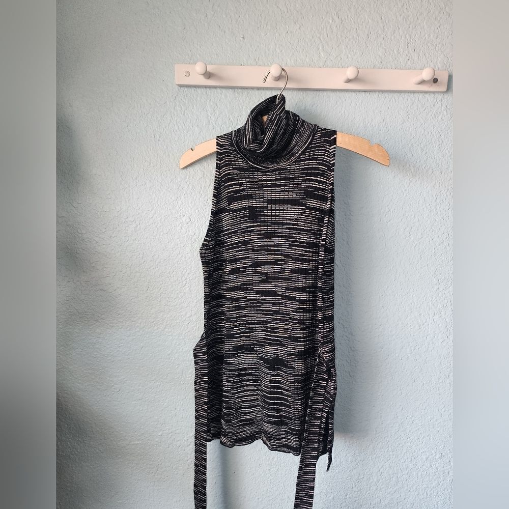Missoni Ripple knit stitch sleeveless turtleneck belted blouse